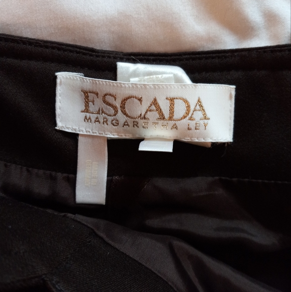 Escada wool riding skirt - Picture 3 of 7